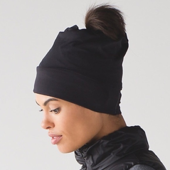 lululemon run it out toque